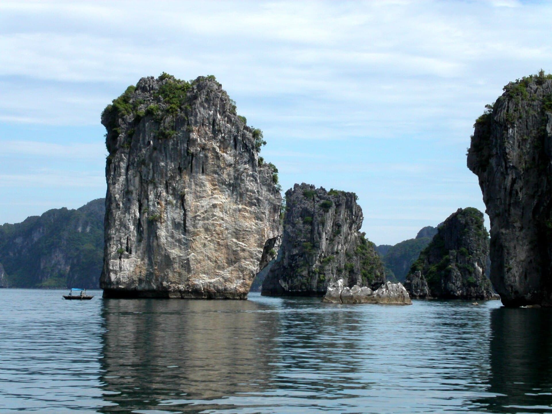 First time in Ha Long Bay: is an overnight cruise worth it?